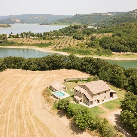 Casale Al Lago Con Piscina E Sauna Corbara  ภายนอก รูปภาพ