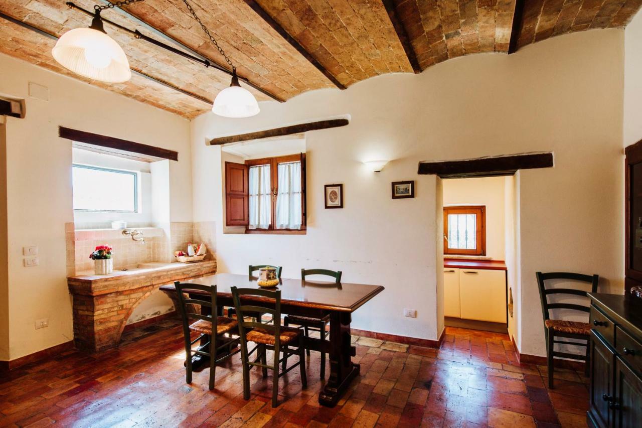 Casale Al Lago Con Piscina E Sauna Corbara  ภายนอก รูปภาพ
